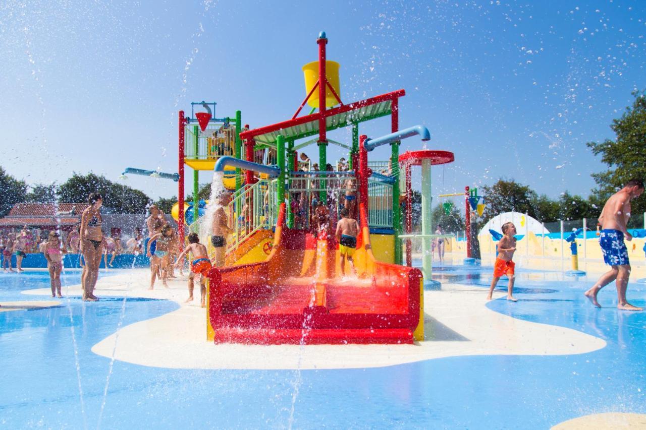 Camping De Duinhoeve Chalet Schelp Not For Companies 니우-함스테더 외부 사진